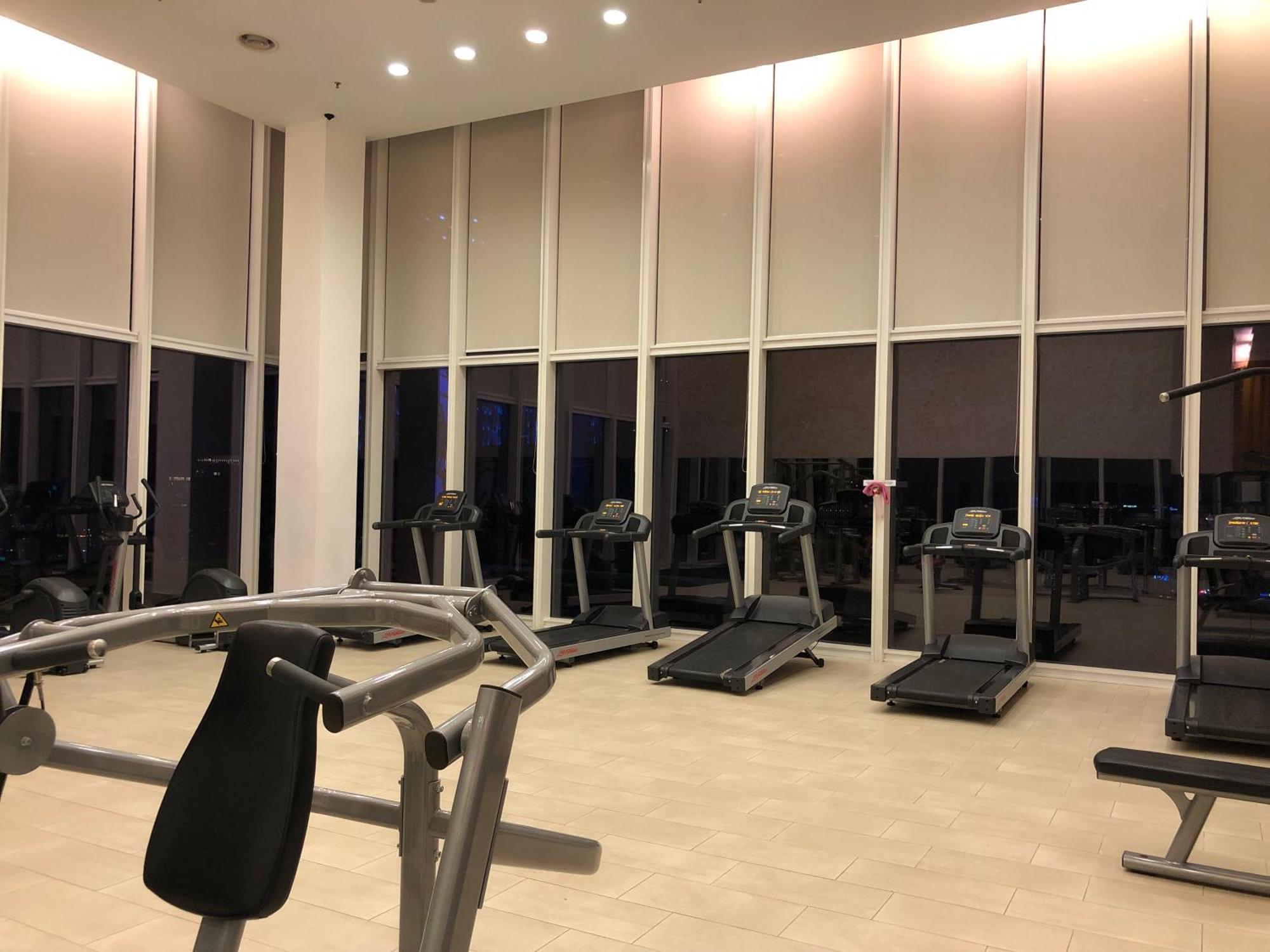 Amazing Pool By Platinum Suites Klcc 쿠알라룸푸르 외부 사진
