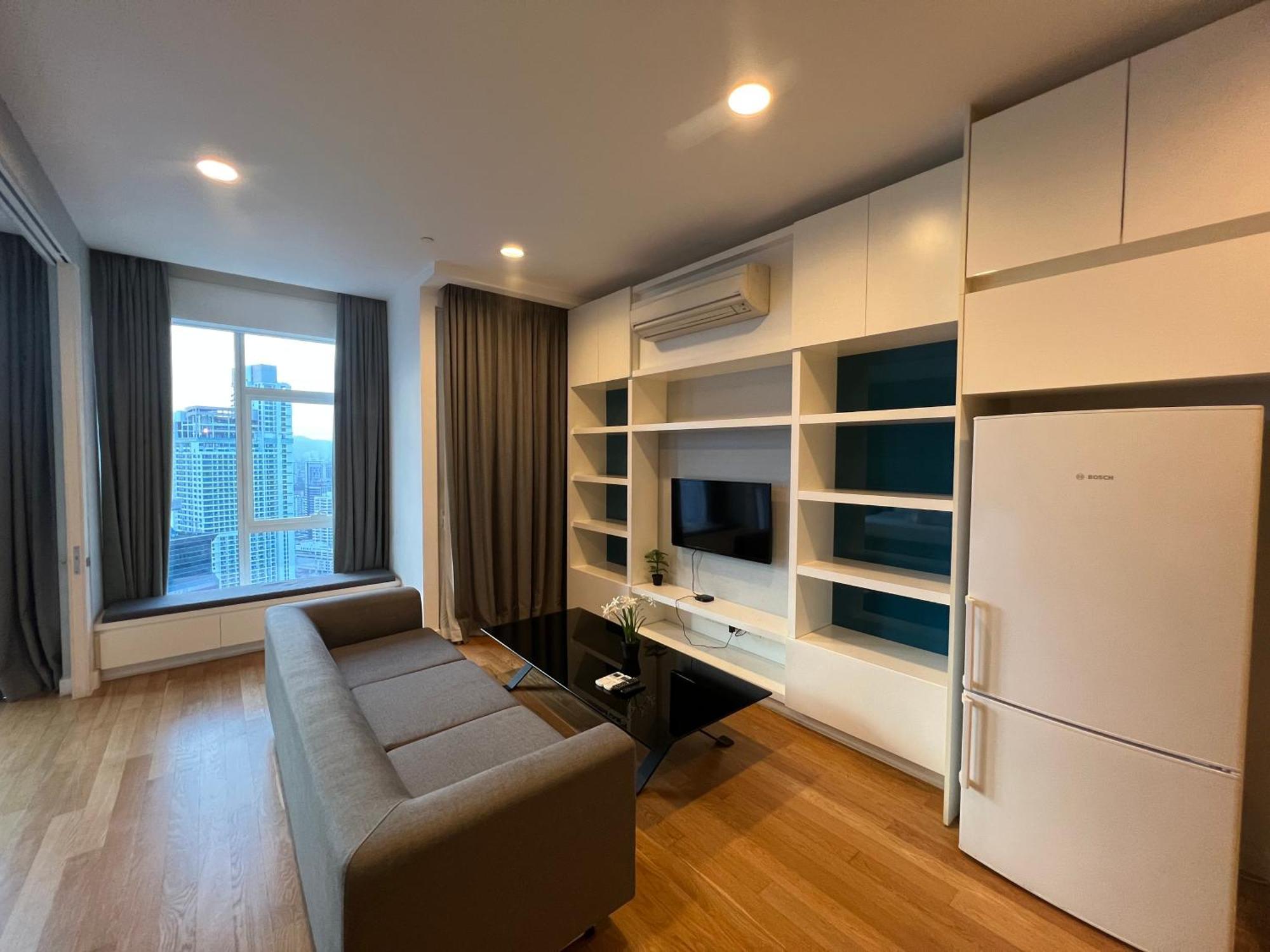 Amazing Pool By Platinum Suites Klcc 쿠알라룸푸르 외부 사진
